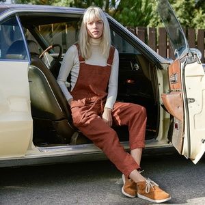 Not Perfect Linen Everest Jumpsuit size M